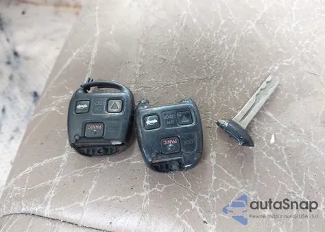 2001 Lexus Es 300 z USA, uszkodzony, nr VIN JT8BF28G110330301